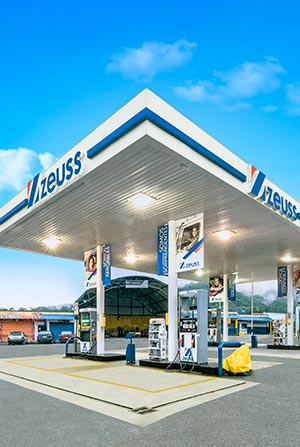 Estación gasolina zeuss